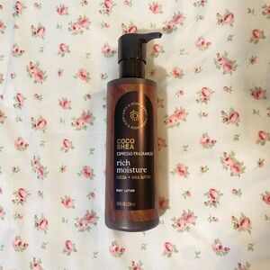 Bath&body works cocoa shea